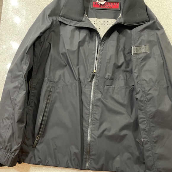 Mens Large Burberry Sport jacket. - Picture 2 of 7